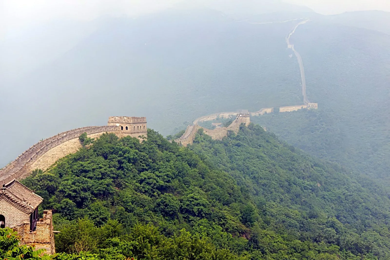 Great Wall of China winding through autumn mountains near Beijing